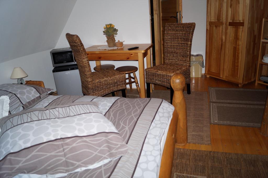 Apartamenty I Pokoje Rodzinne Czarna Góra 外观 照片